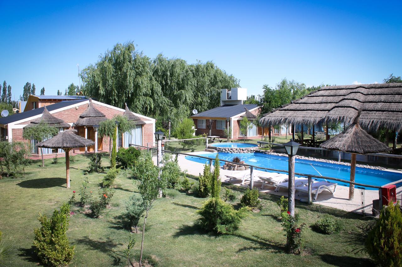 Hôtel Cabanas El Pueblo Escondido à San Rafael  Extérieur photo