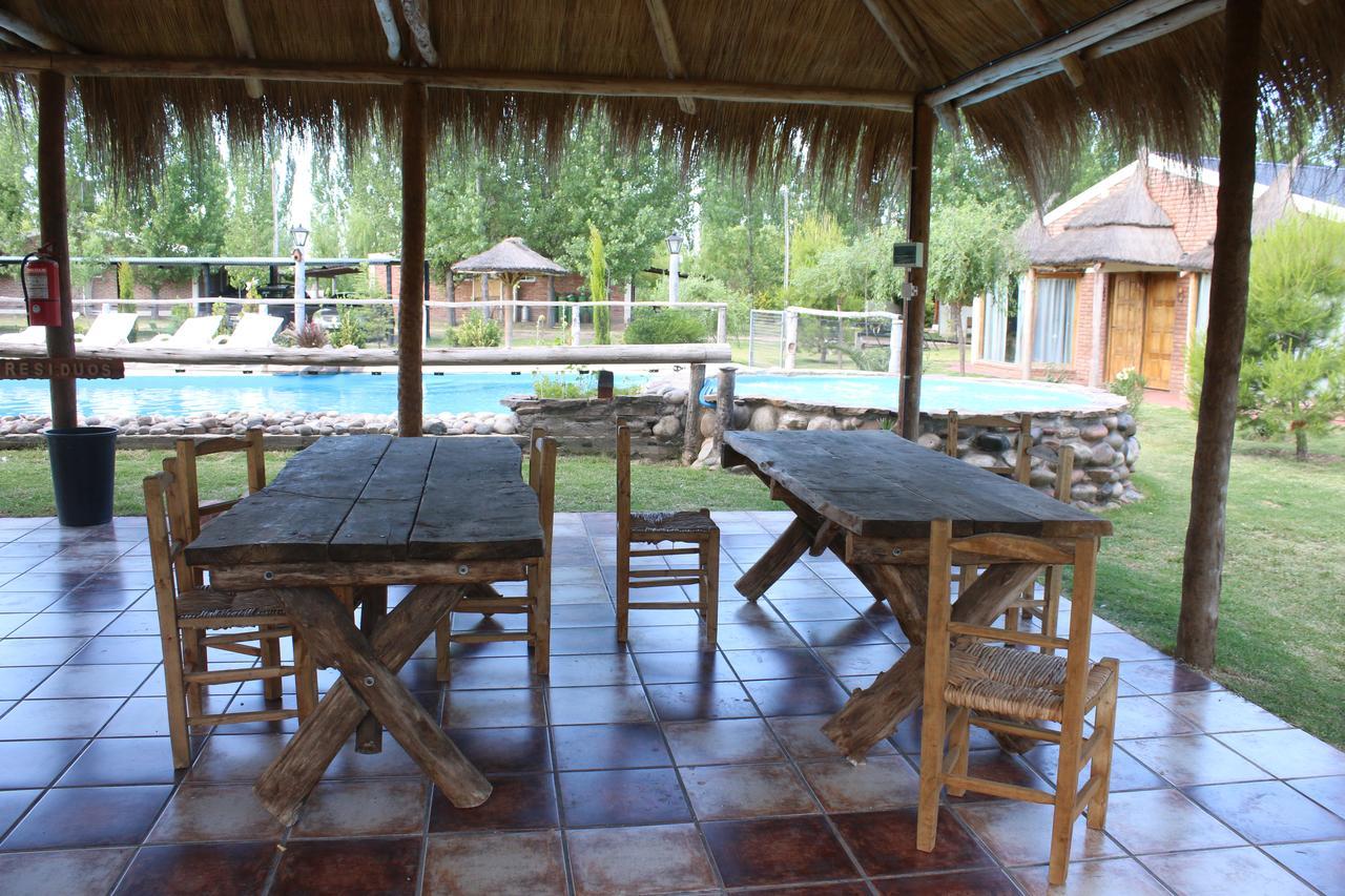 Hôtel Cabanas El Pueblo Escondido à San Rafael  Extérieur photo