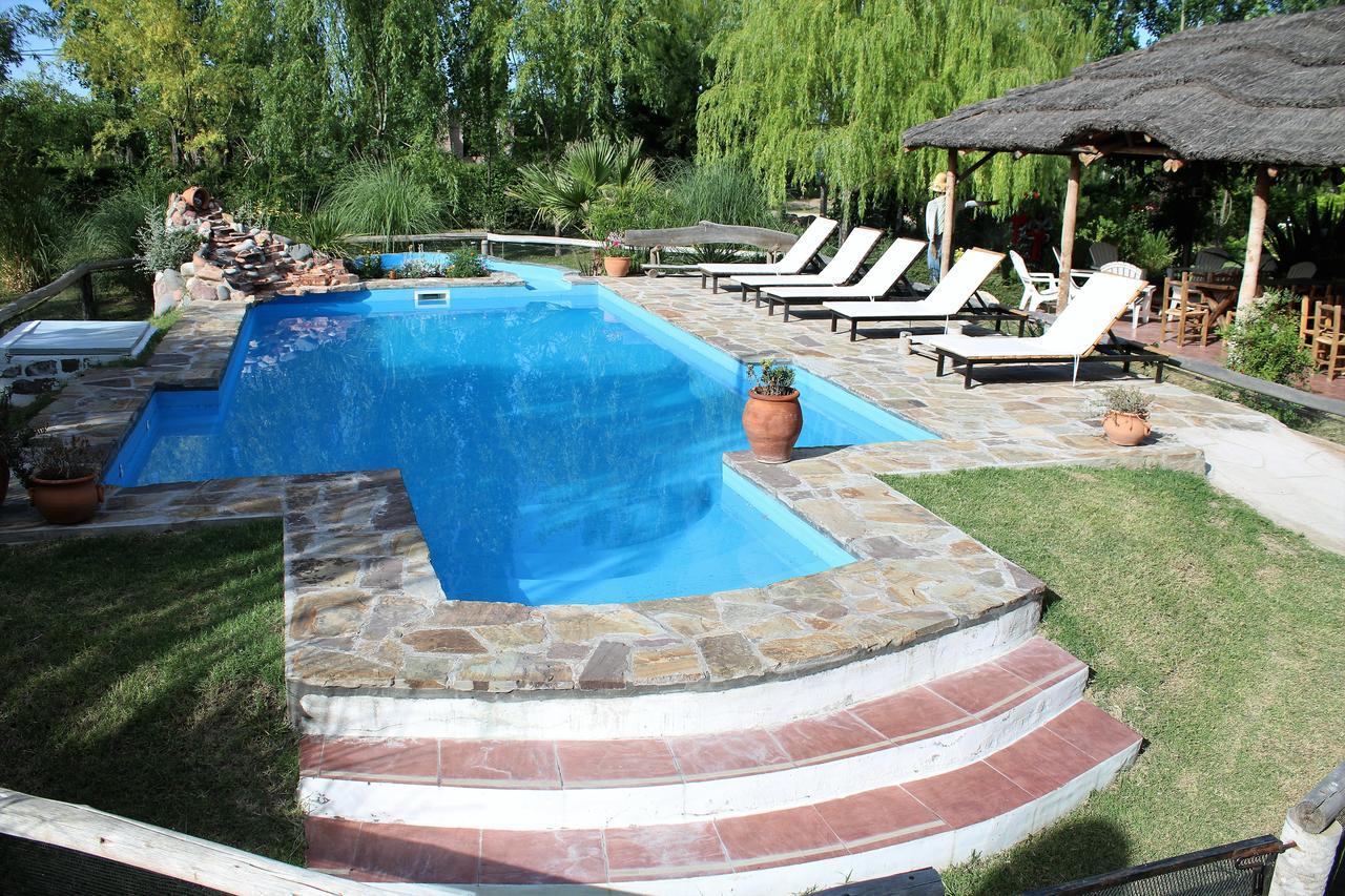 Hôtel Cabanas El Pueblo Escondido à San Rafael  Extérieur photo
